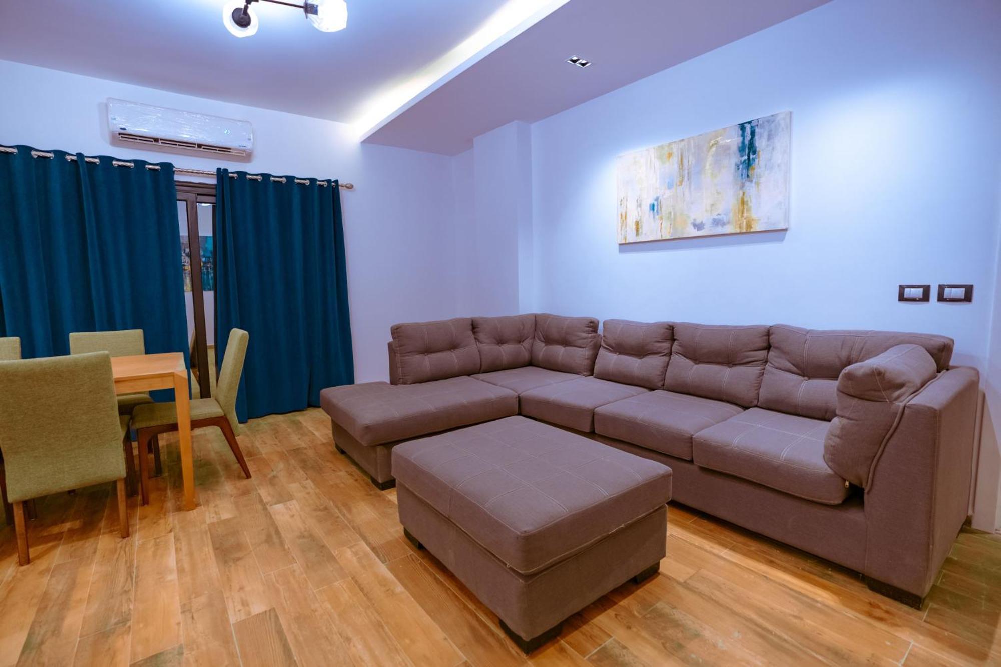 Travelholic New Cairo Residence מראה חיצוני תמונה