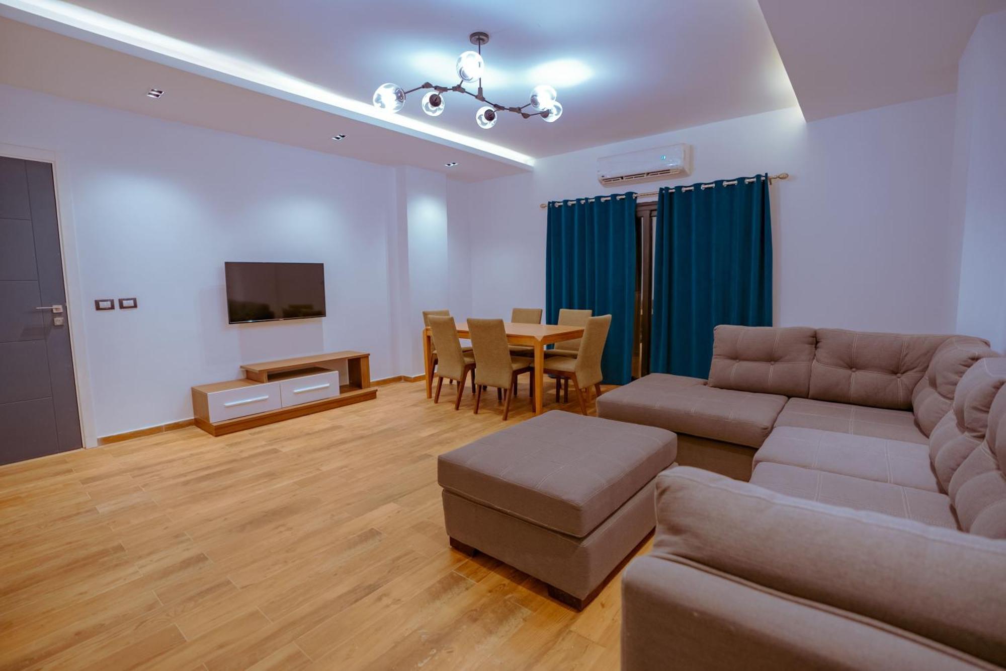 Travelholic New Cairo Residence מראה חיצוני תמונה